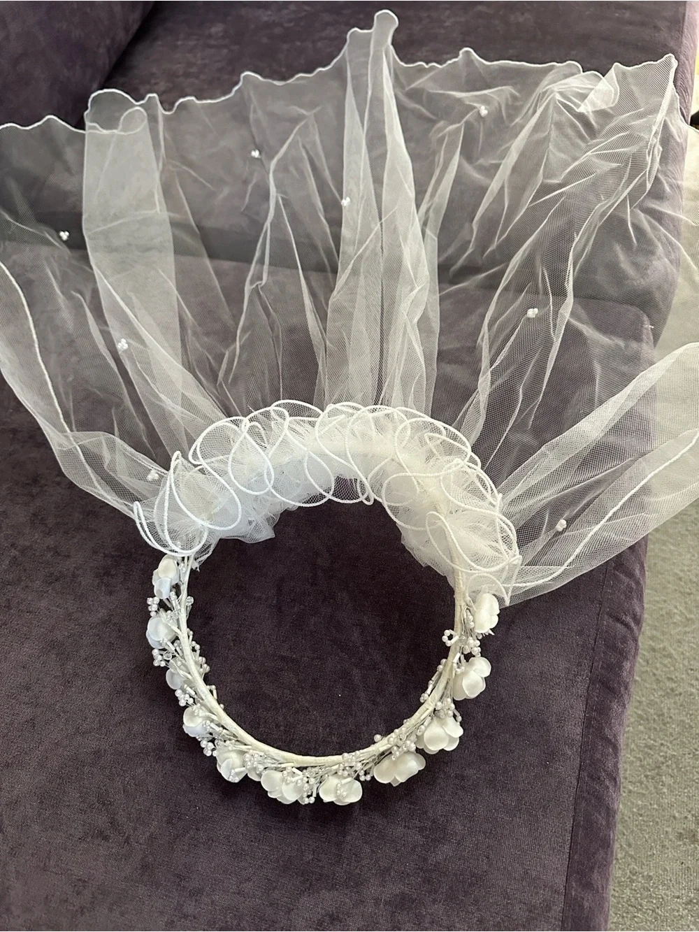 Source Unknown White Floral Pearl Accent Veil Headband
